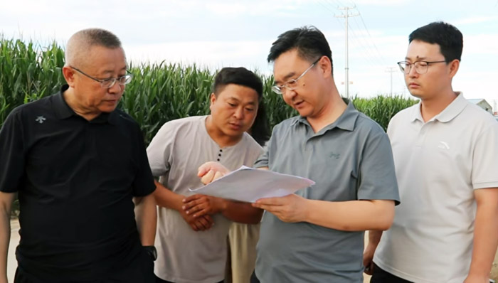 龐君調研大同師專和數據學院周邊市政設施建設情況